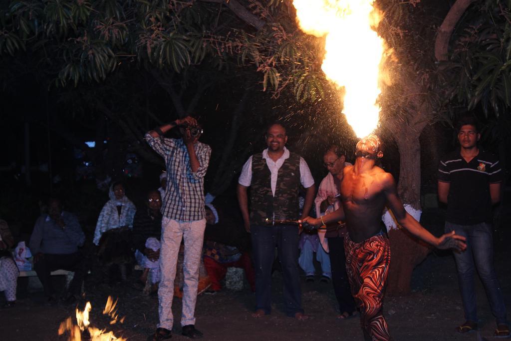 Gir Jungle Lodge Sasan Gir Bagian luar foto